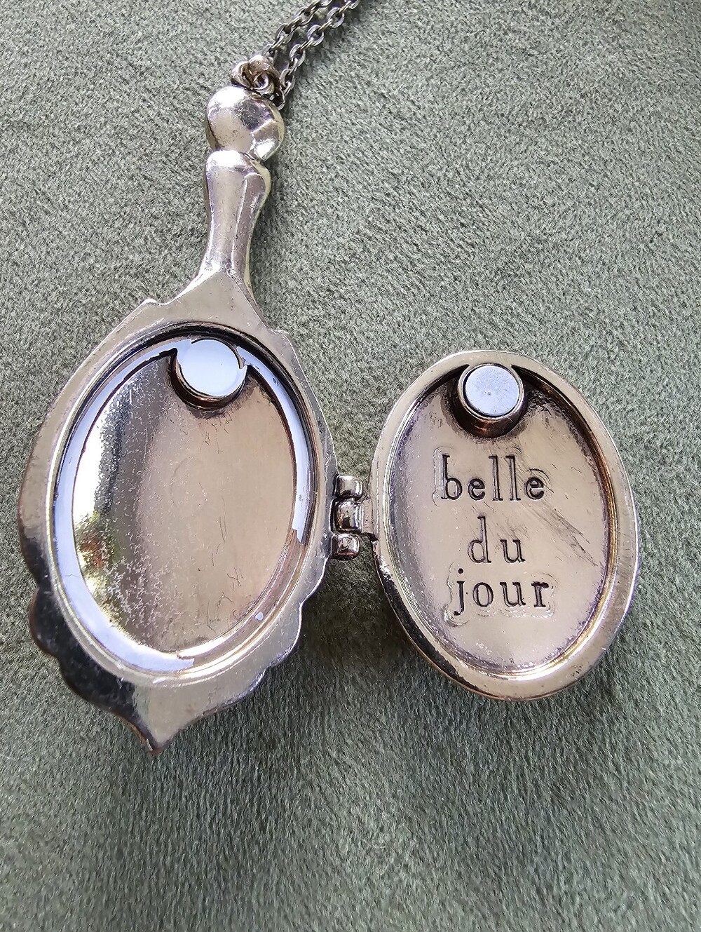 Locket Necklace - Picture 3 of 4